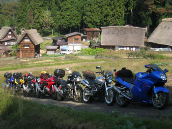 111010_shirakawago_bikes.jpg